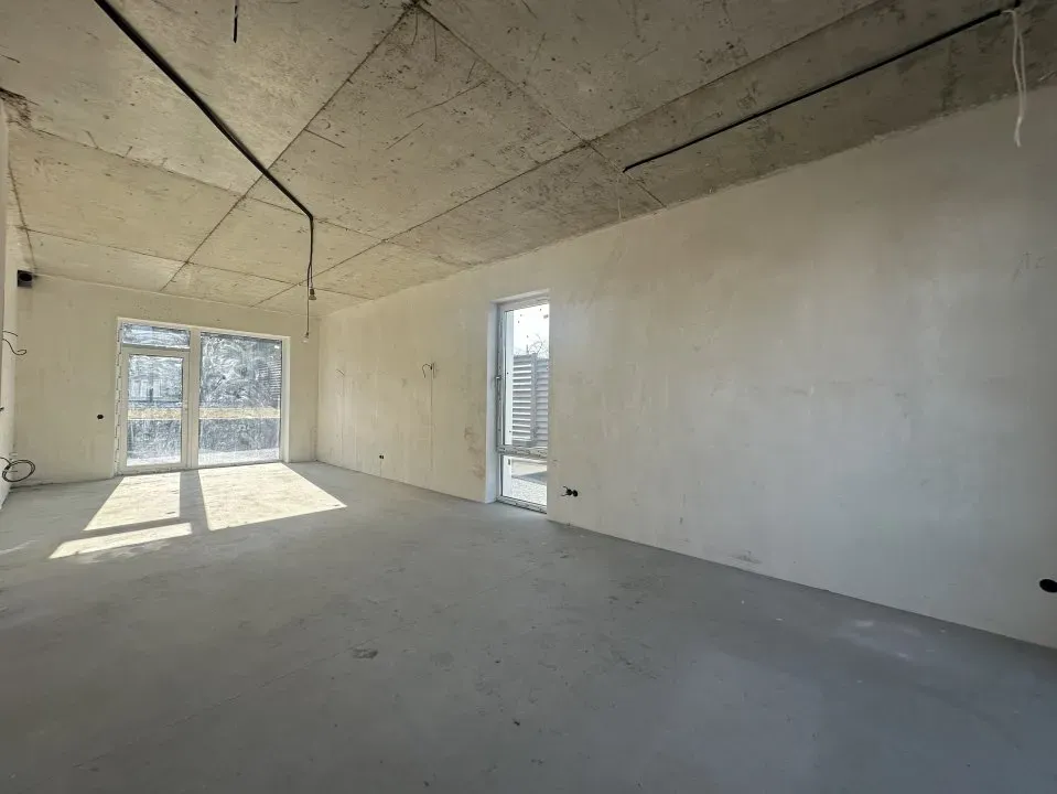 3-этажный дом, 3 комнаты, 160 м² — Изображение 2
