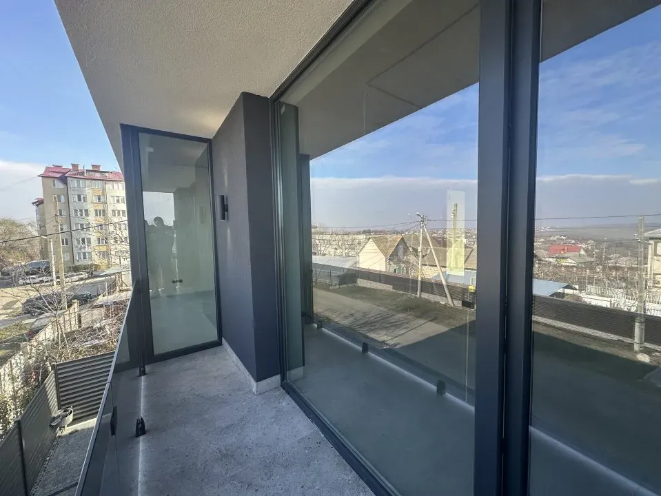 3-этажный дом, 3 комнаты, 160 м² — Изображение 4