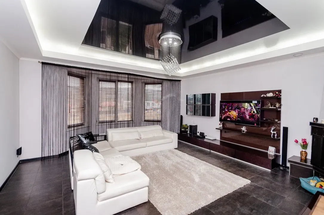 4-этажный дом, 3 комнаты, 320 м² — Изображение 3