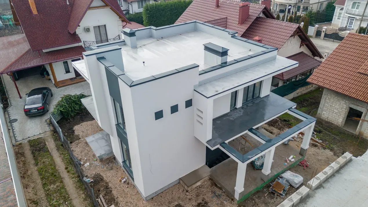 2-этажный дом, 4 комнаты, 210 м² — Изображение 3
