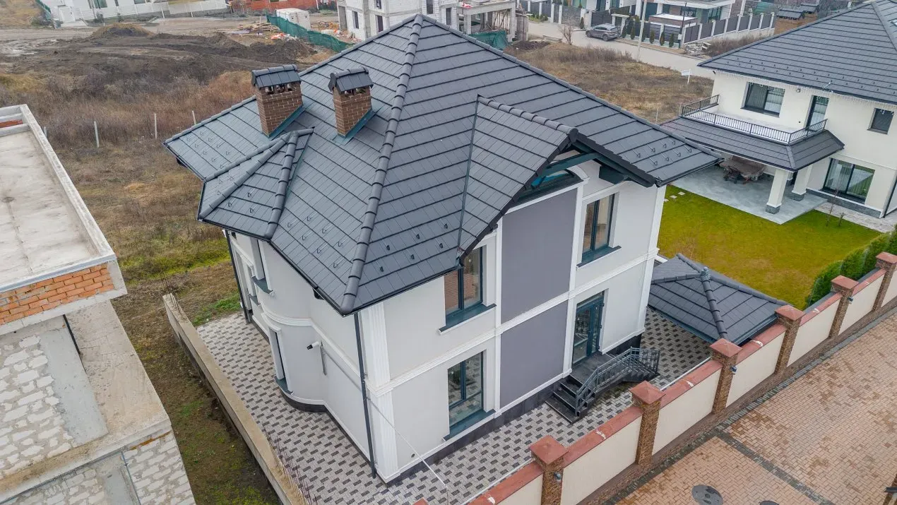 2-этажный дом, 4 комнаты, 200 м² — Изображение 1