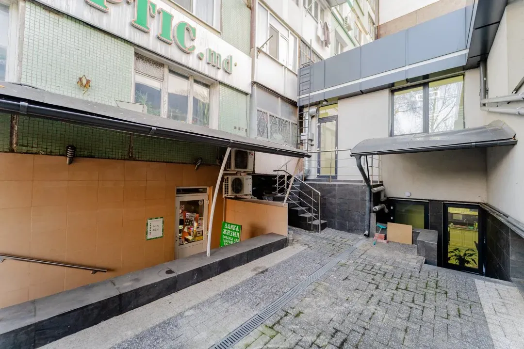 Spațiu comercial, 80 m² — Imagine 1