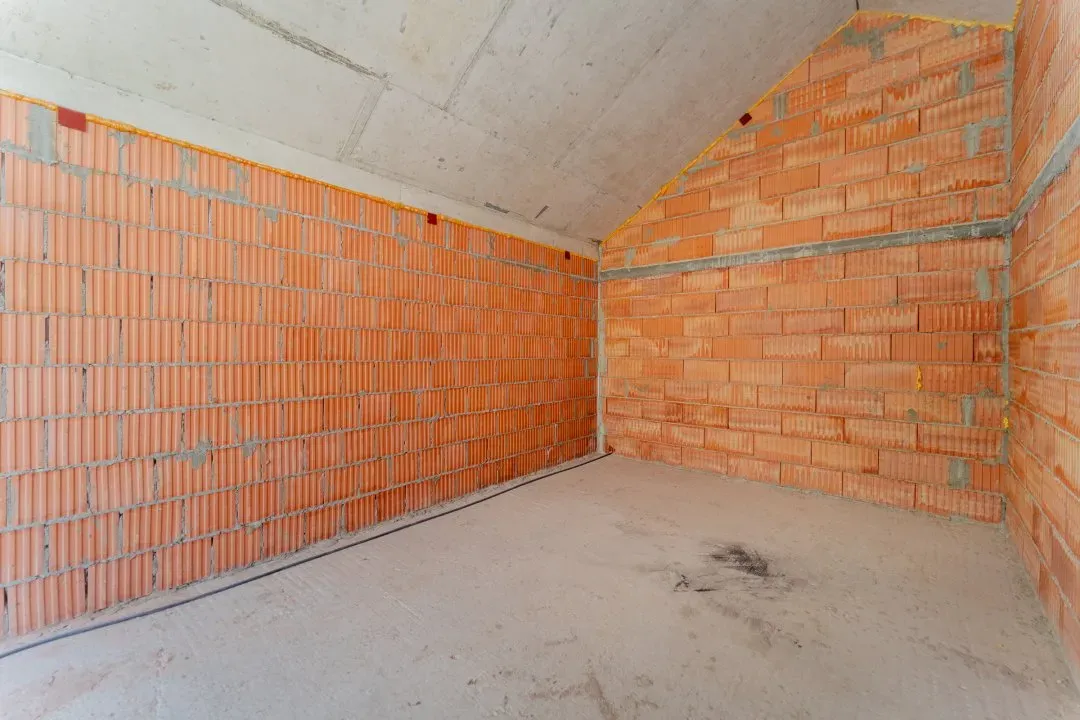 2-этажный дом, 3 комнаты, 219 м² — Изображение 2