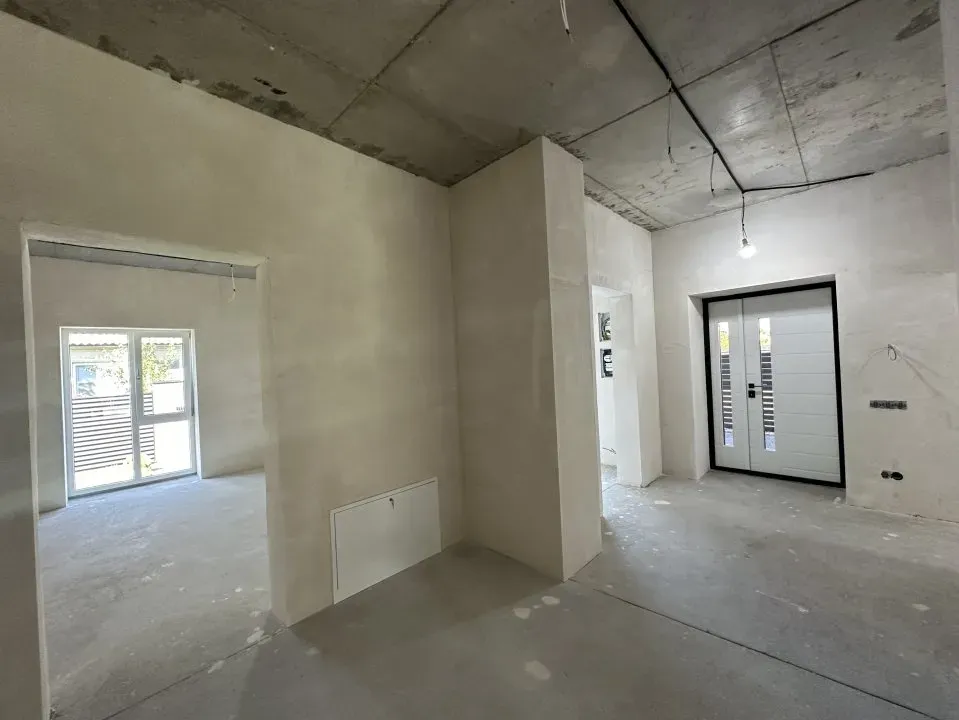 2-floor house, 4 rooms, 156 m² — Image 4