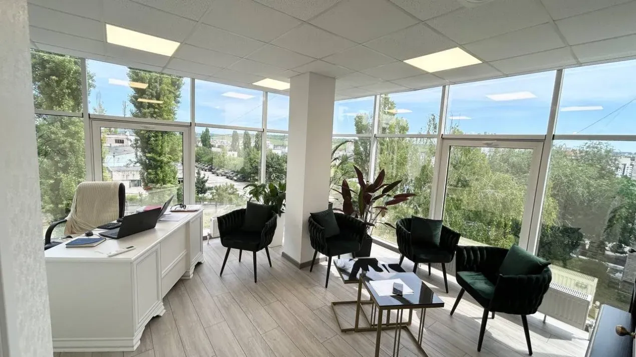 4-bedroom office, 99.8 m² — Image 1