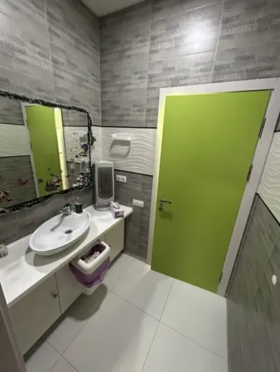 4-bedroom office, 99.8 m² — Image 3
