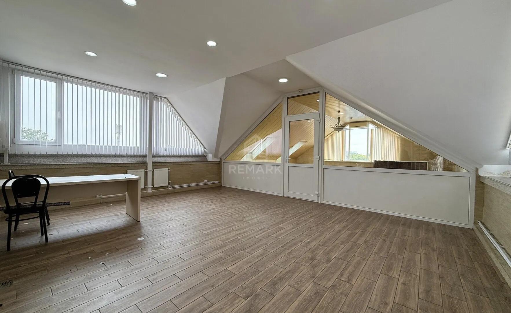 2-комнатный офис, 80 м² — Изображение 1