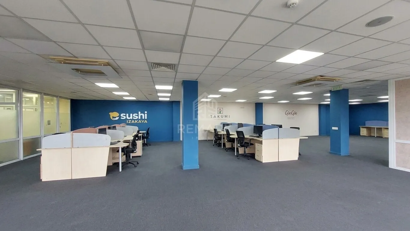 1-camere birou, 450 m² — Imagine 1