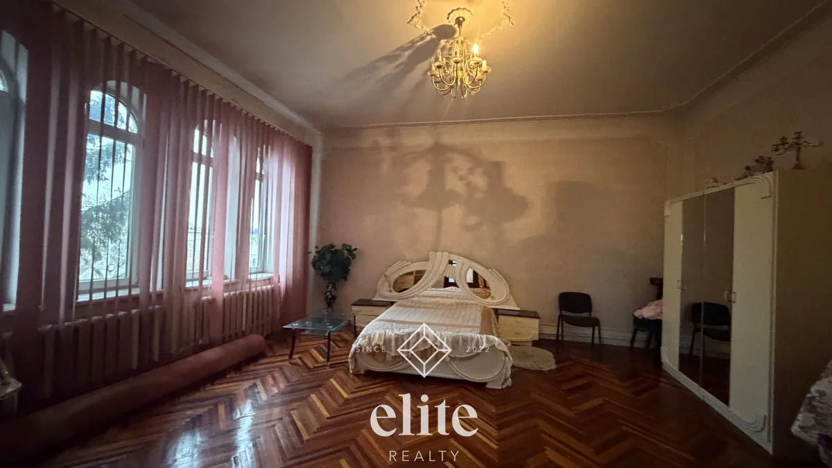 2-floor house, 4 rooms, 280 m² — Image 3