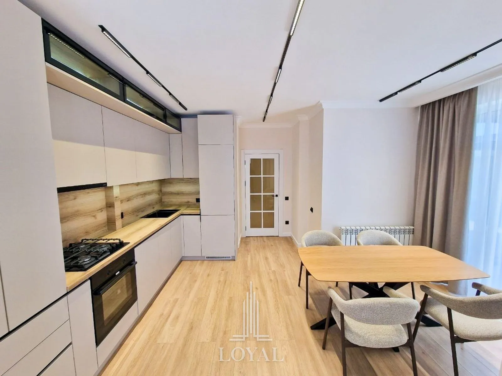 3-комнатная квартира, 116 м² — Изображение 2