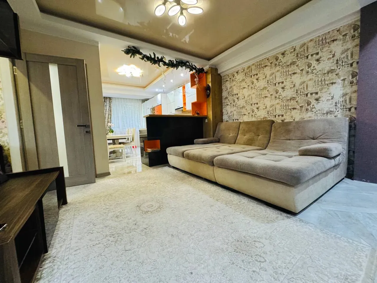 3-camere apartament, 112 m² — Imagine 1