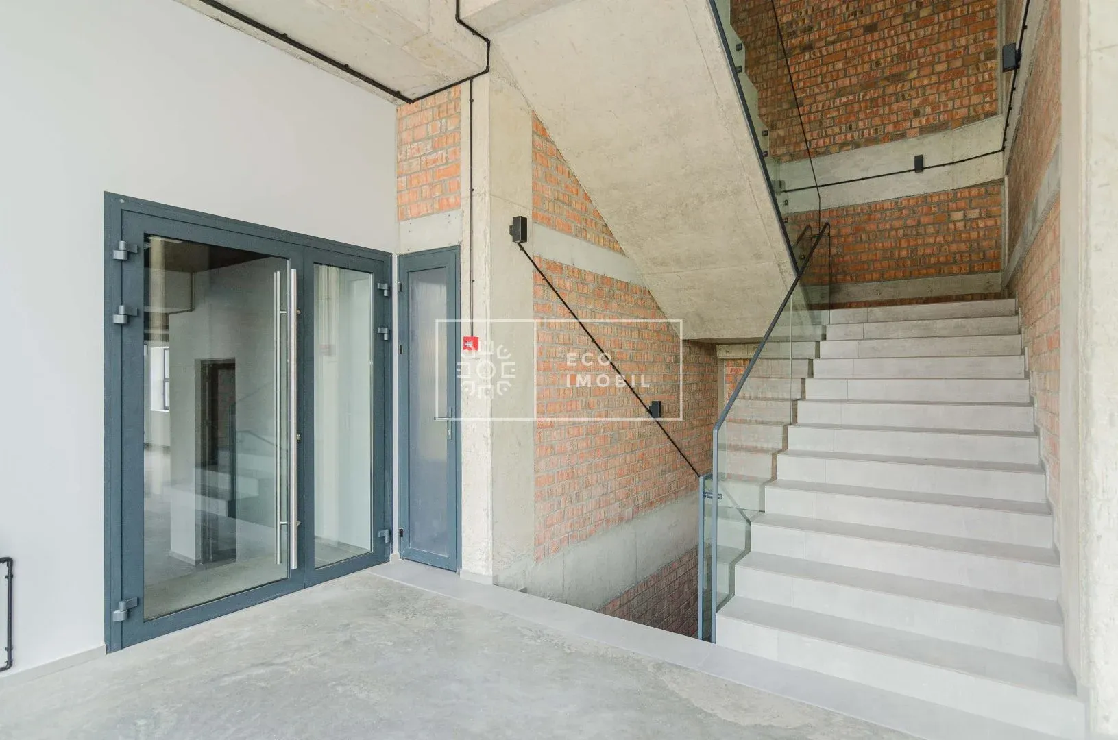 Office, 170 m² — Image 3