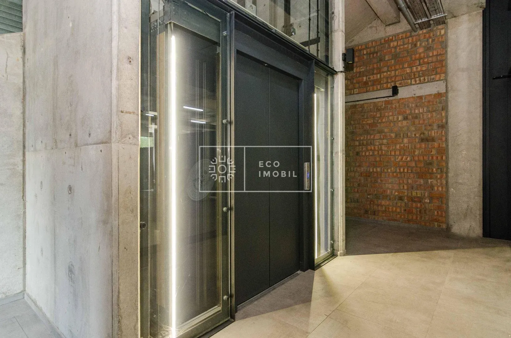 Office, 155 m² — Image 3