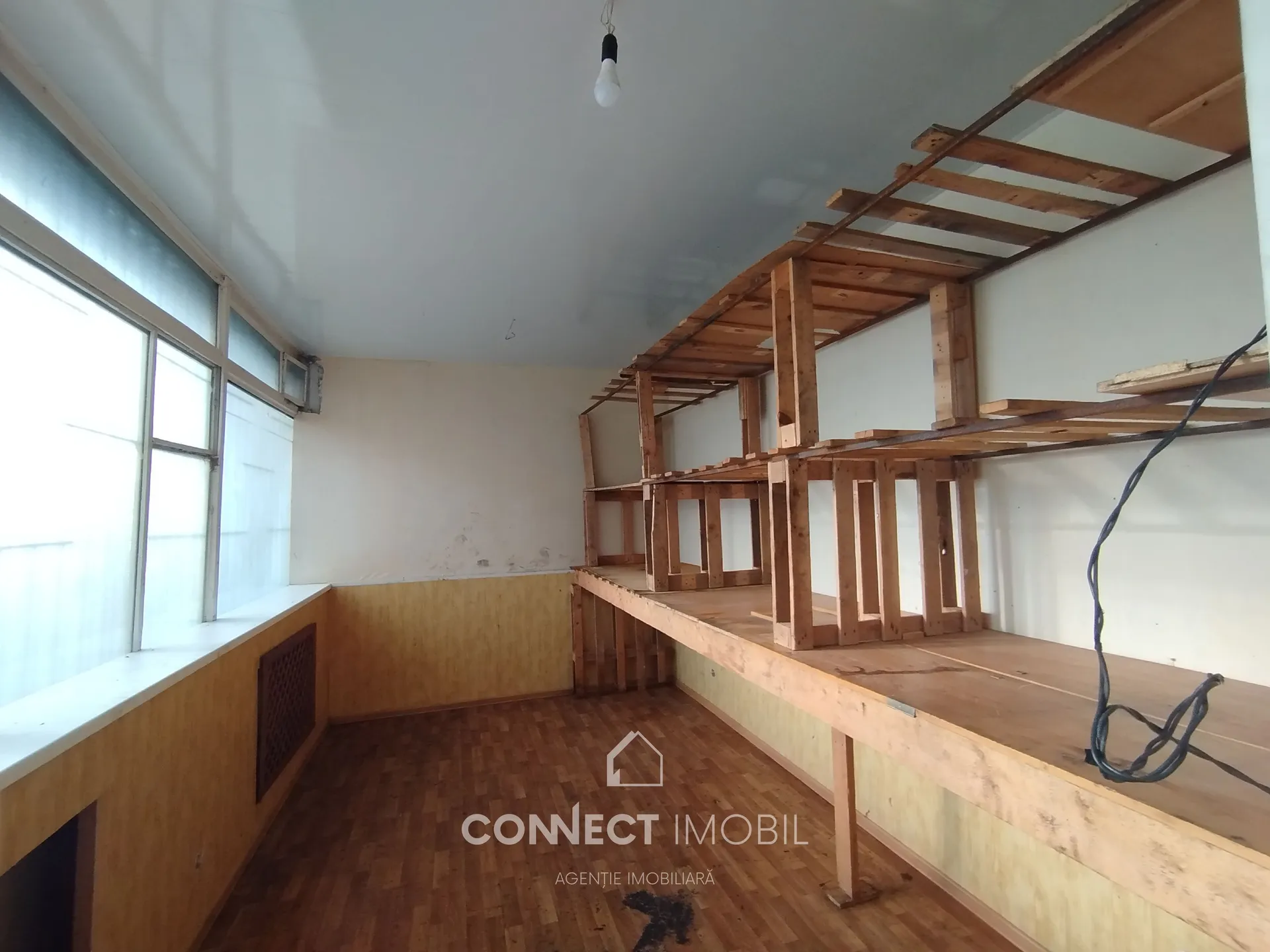 Spațiu comercial, 65 m² — Imagine 2
