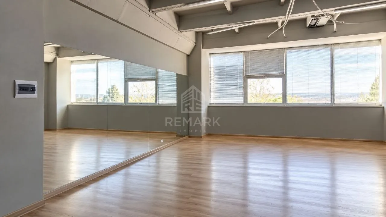 Office, 100 m² — Image 4