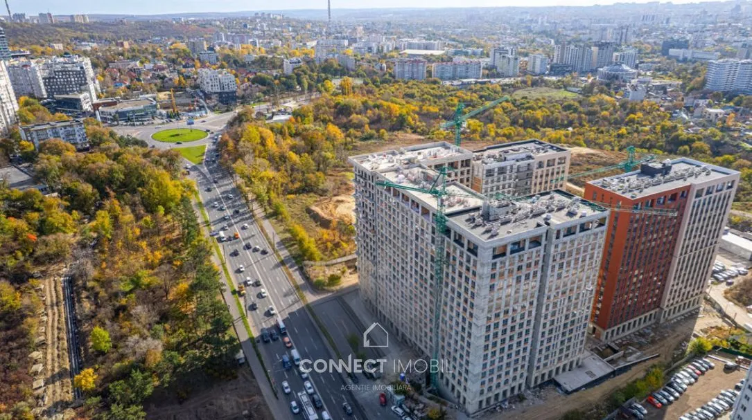 Free-purpose property, 670 m² — Image 3