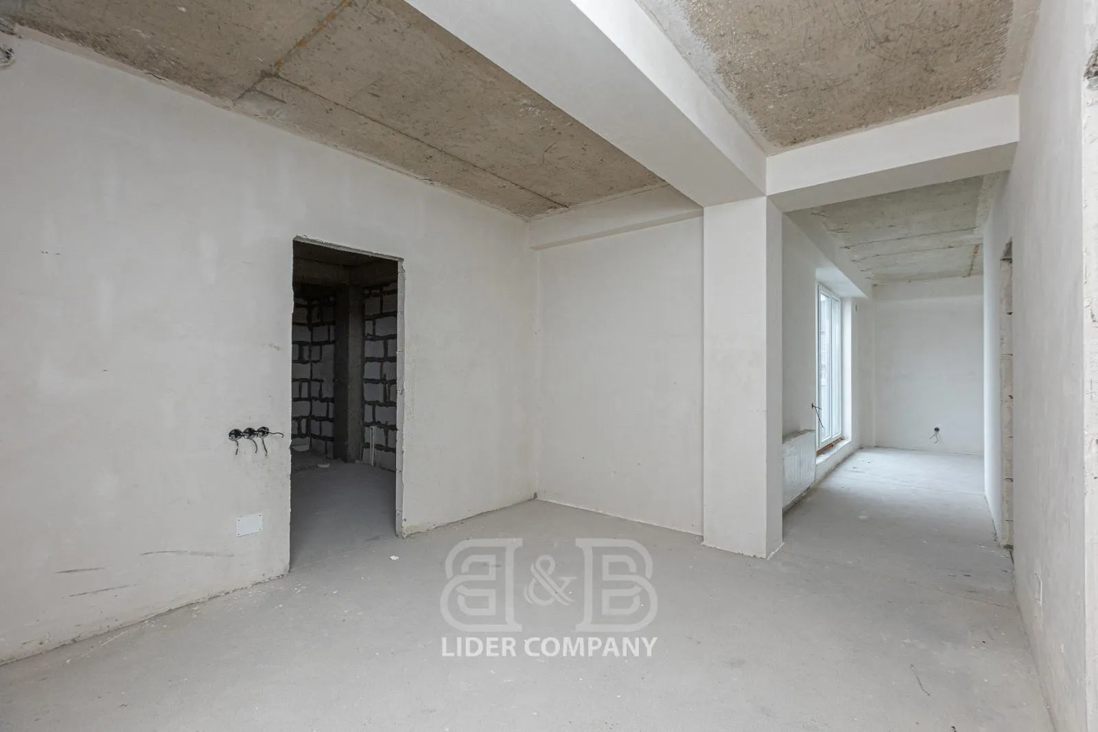 4-комнатная квартира, 192 м² — Изображение 2