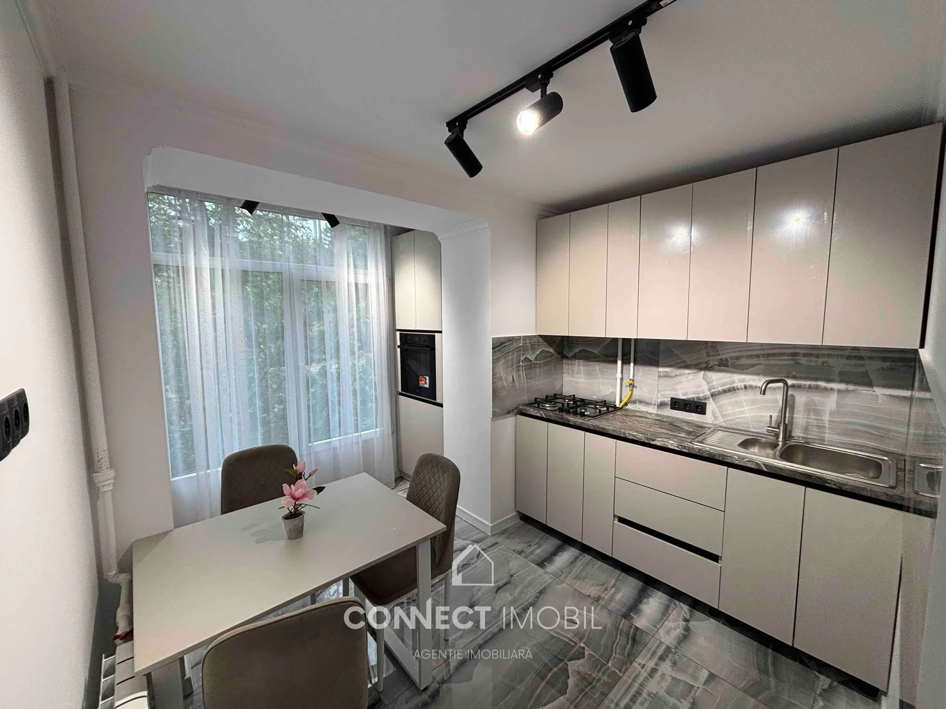 2-комнатная квартира, 65 м² — Изображение 2