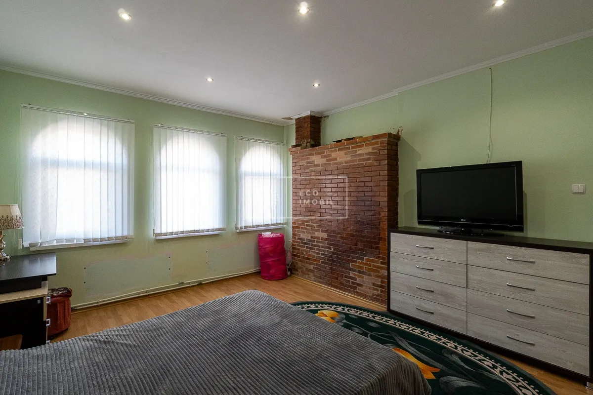 2-floor house, 3 rooms, 223 m² — Image 4