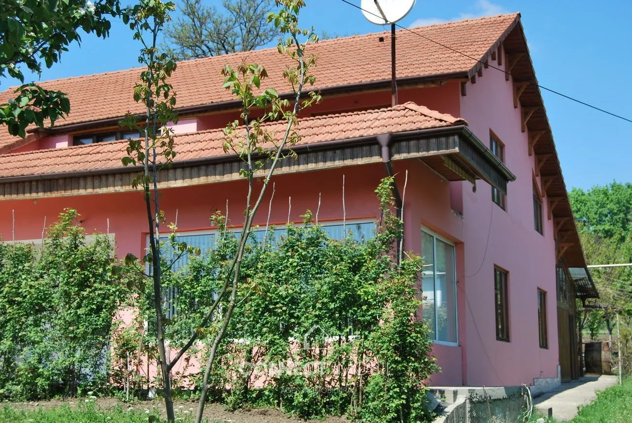 2-floor house, 222 m² — Image 3