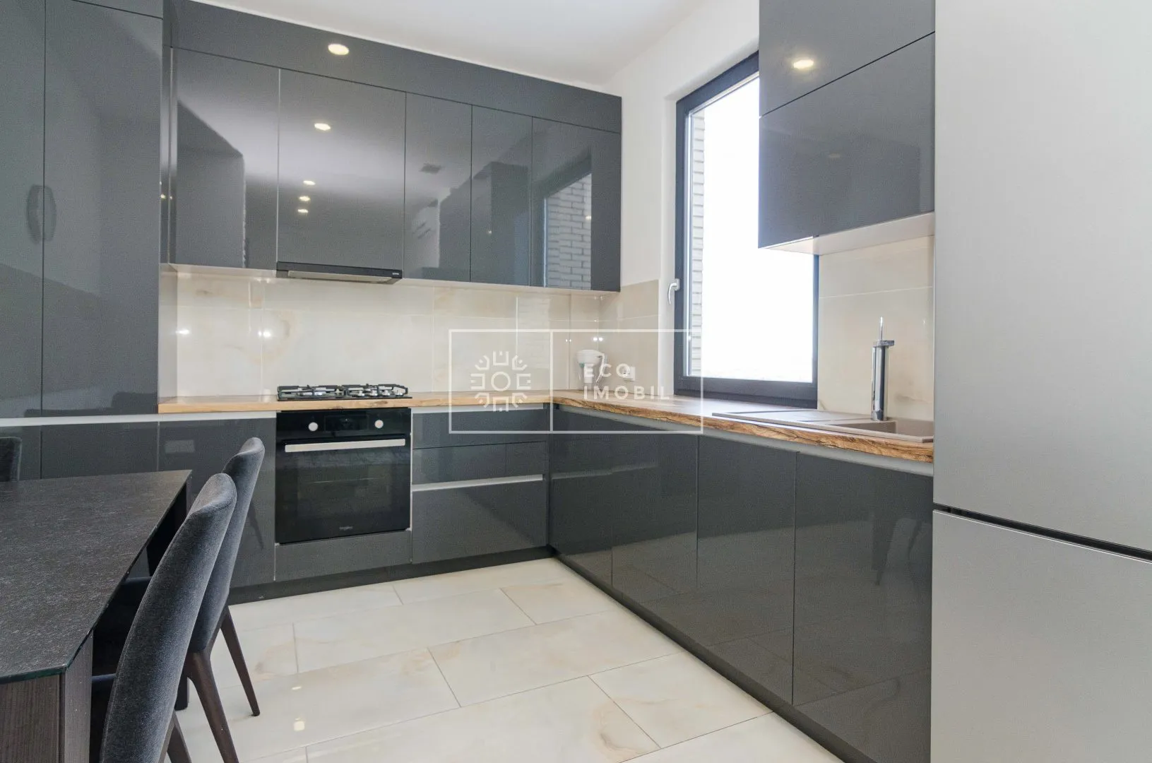 2-комнатная квартира, 100 м² — Изображение 2