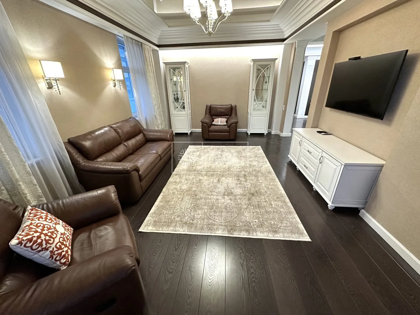 1-bedroom apartment, 104 m² — Image 1