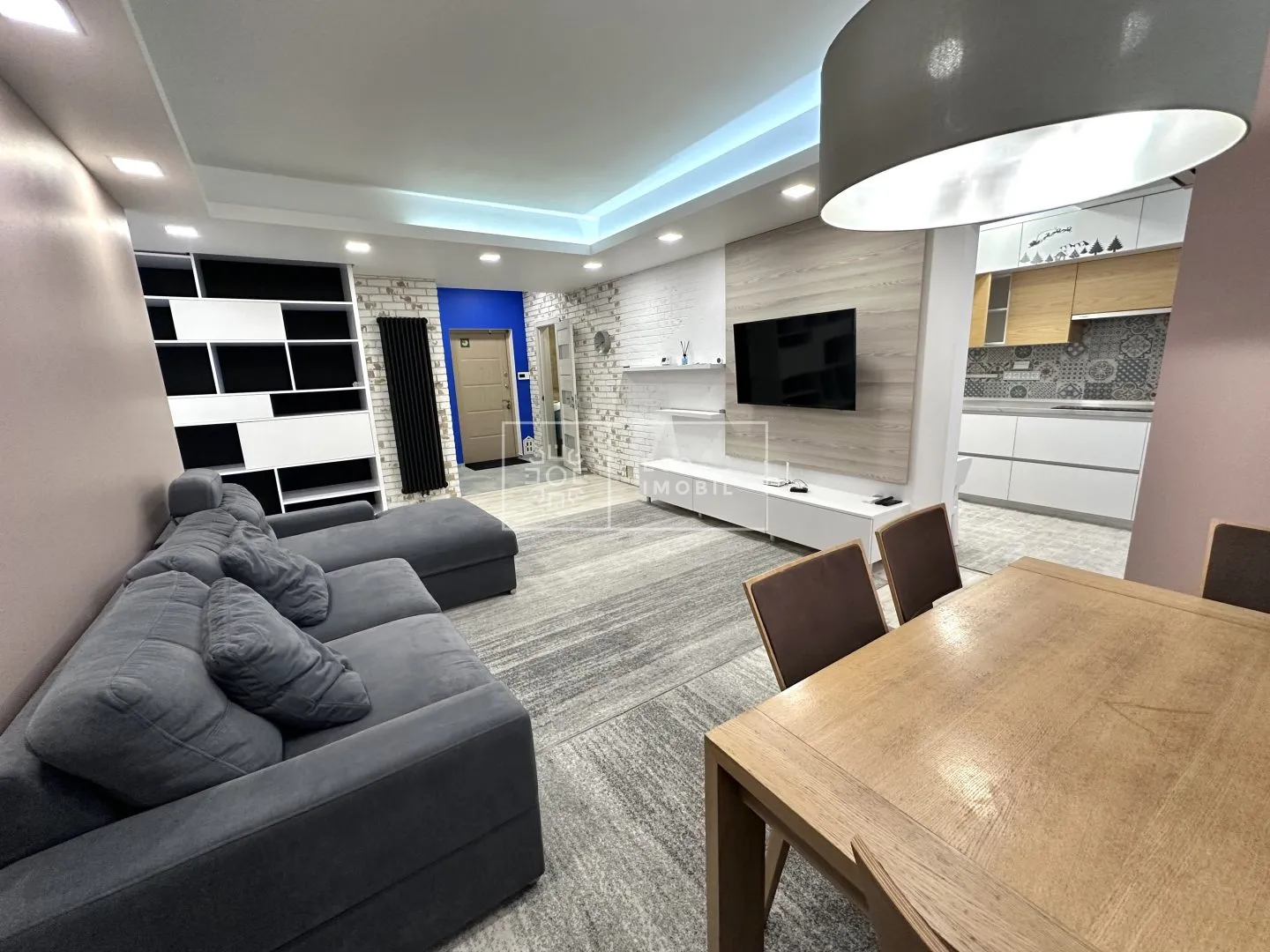 3-camere apartament, 90 m² — Imagine 1