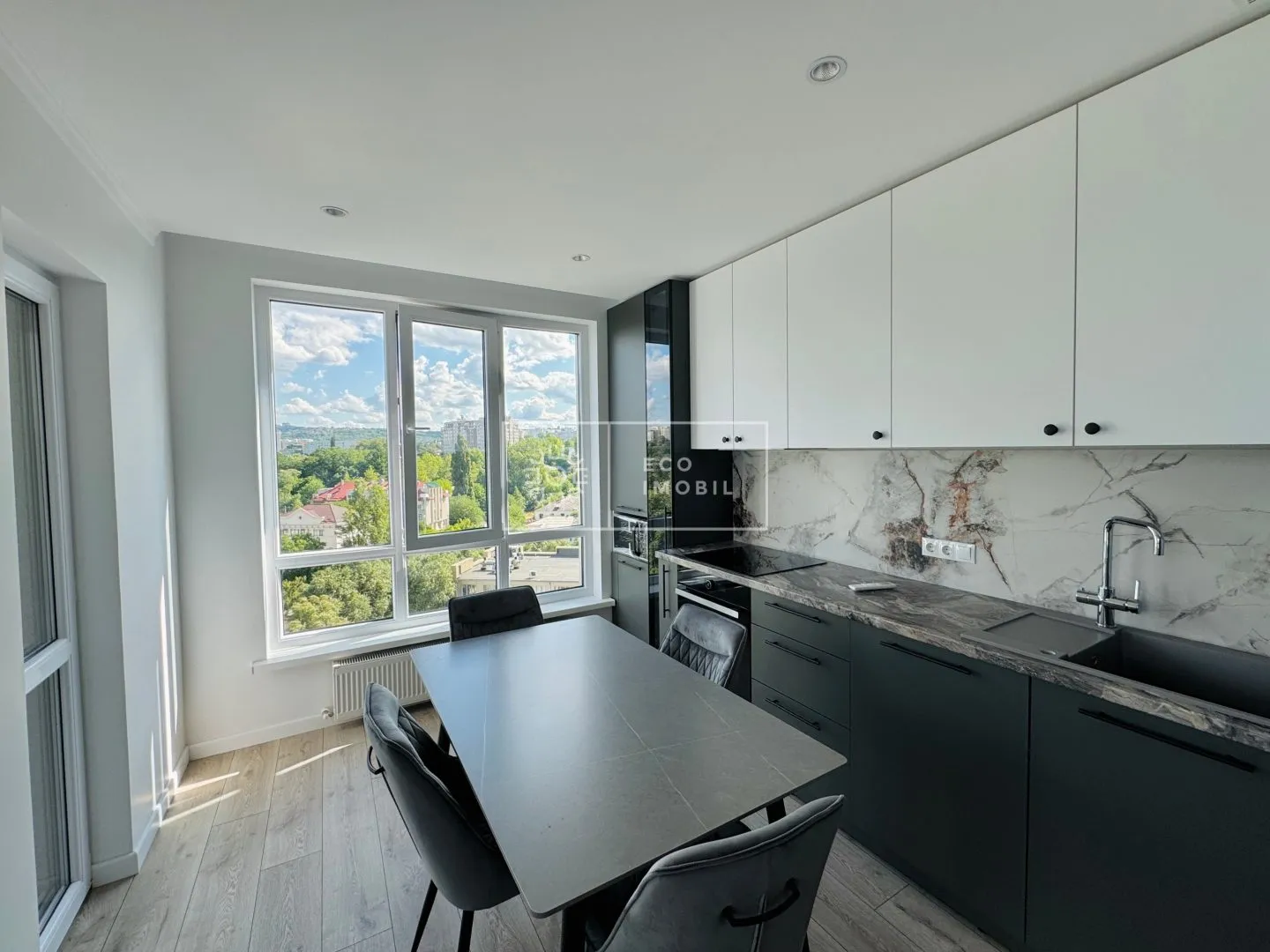2-bedroom apartment, 60 m² — Image 2