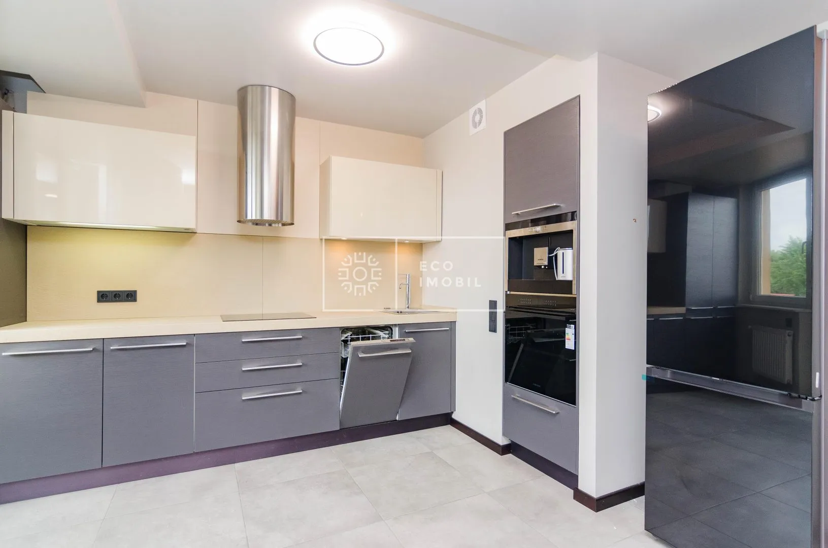 3-camere apartament, 120 m² — Imagine 2