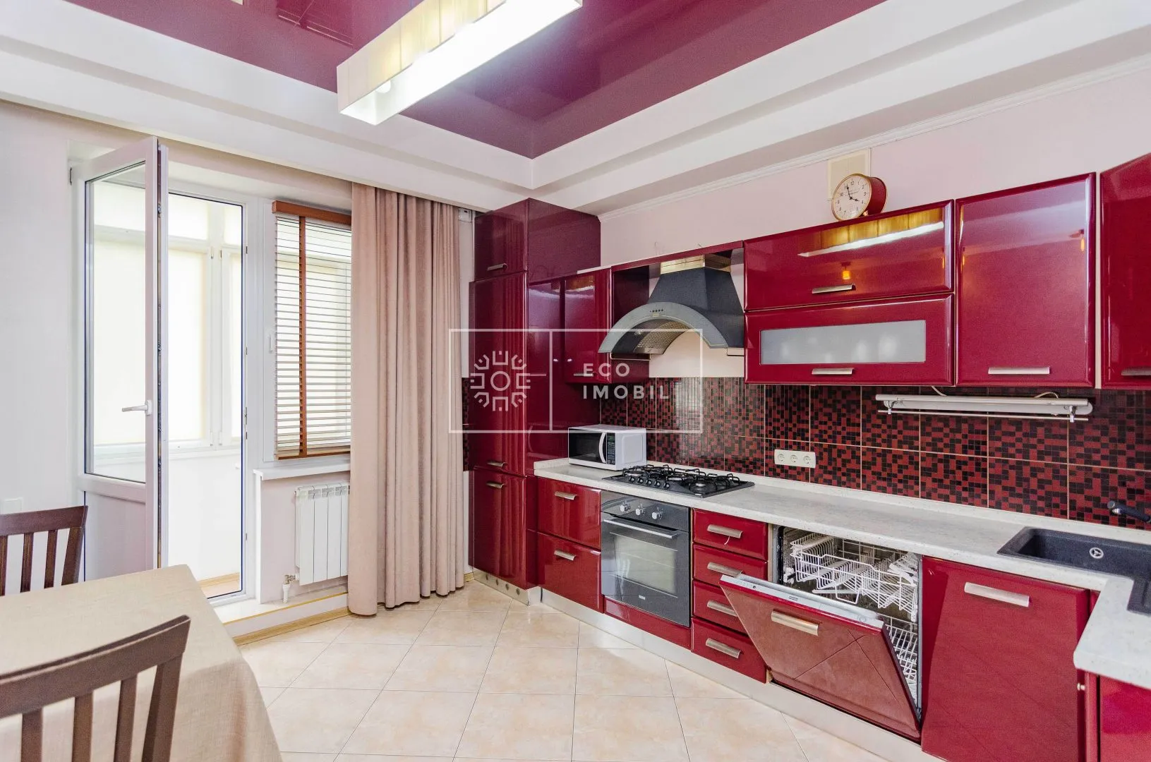 3-camere apartament, 140 m² — Imagine 2