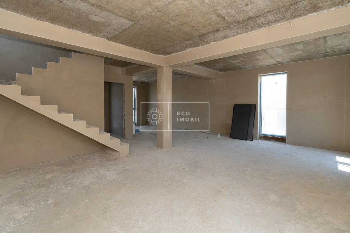 3-этажный дом, 3 комнаты, 160 м² — Изображение 2