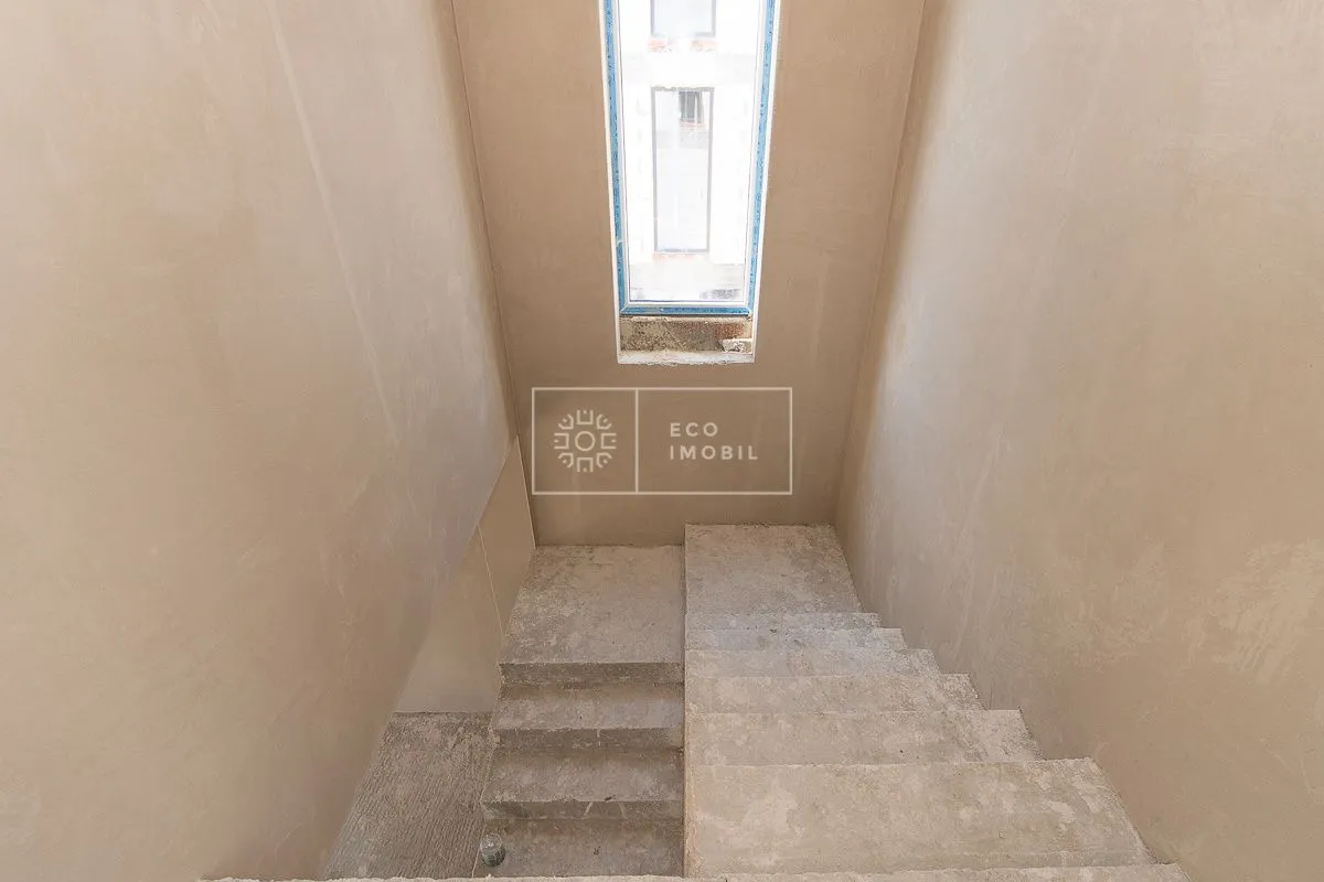 3-этажный дом, 3 комнаты, 160 м² — Изображение 3