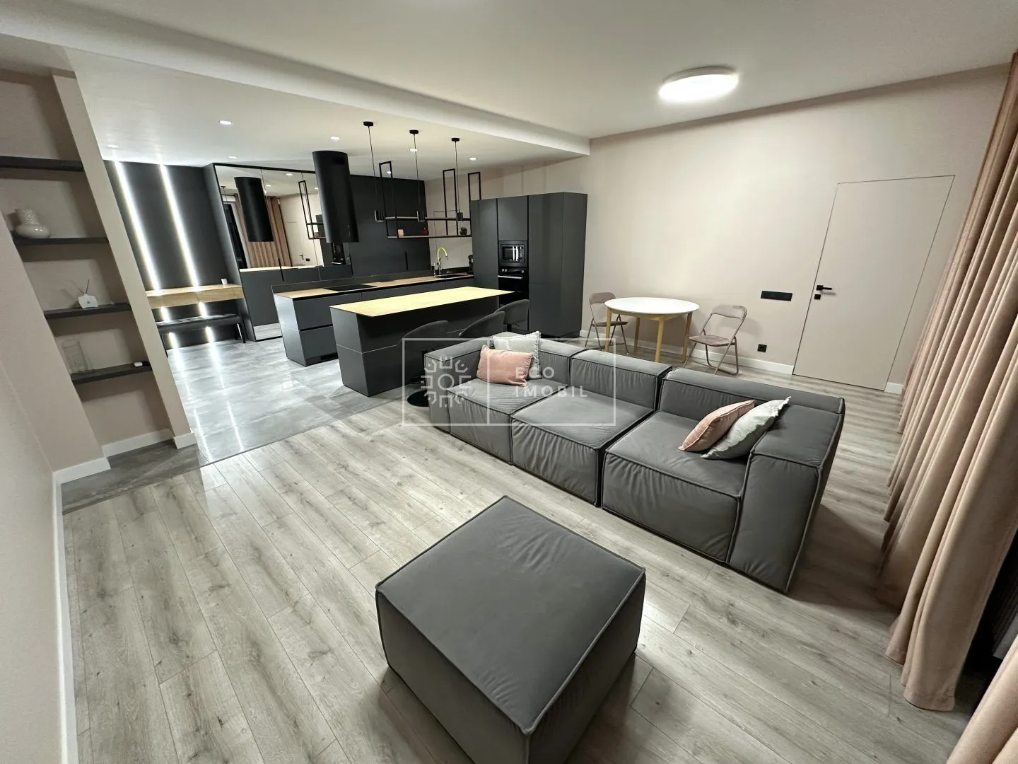 1-camere apartament, 84 m² — Imagine 1