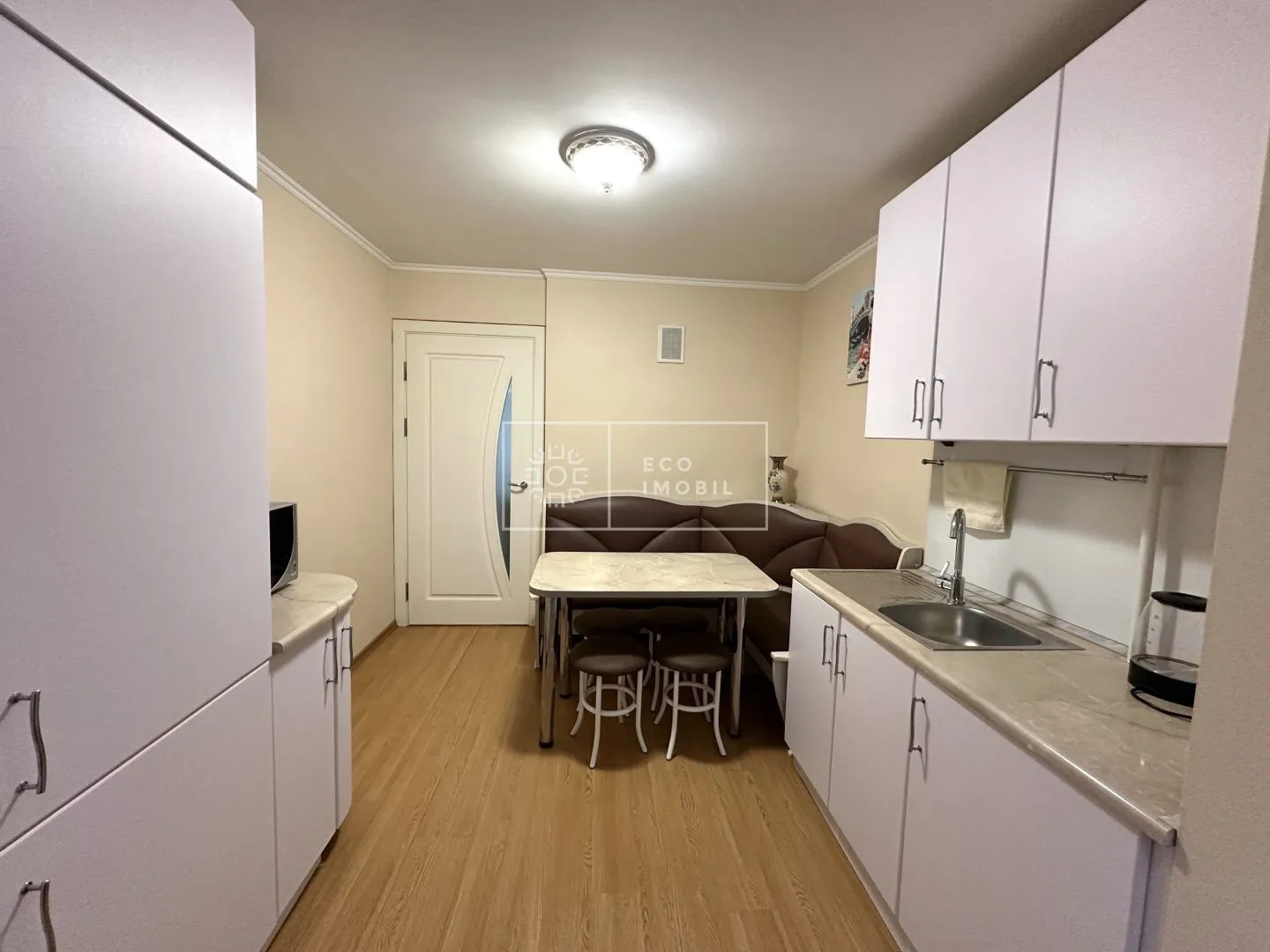 3-camere apartament, 72 m² — Imagine 2