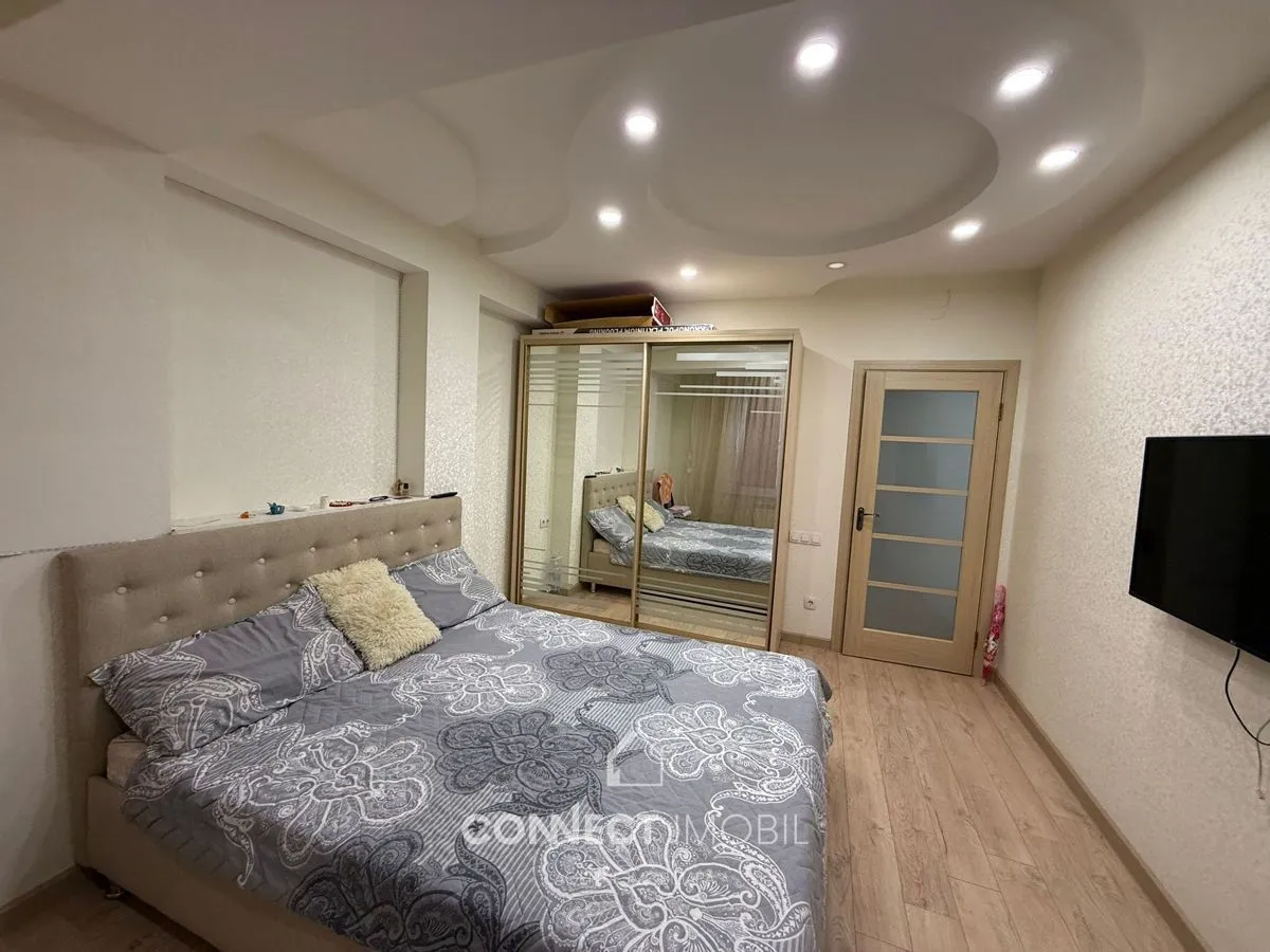 2-bedroom apartment, 77 m² — Image 3