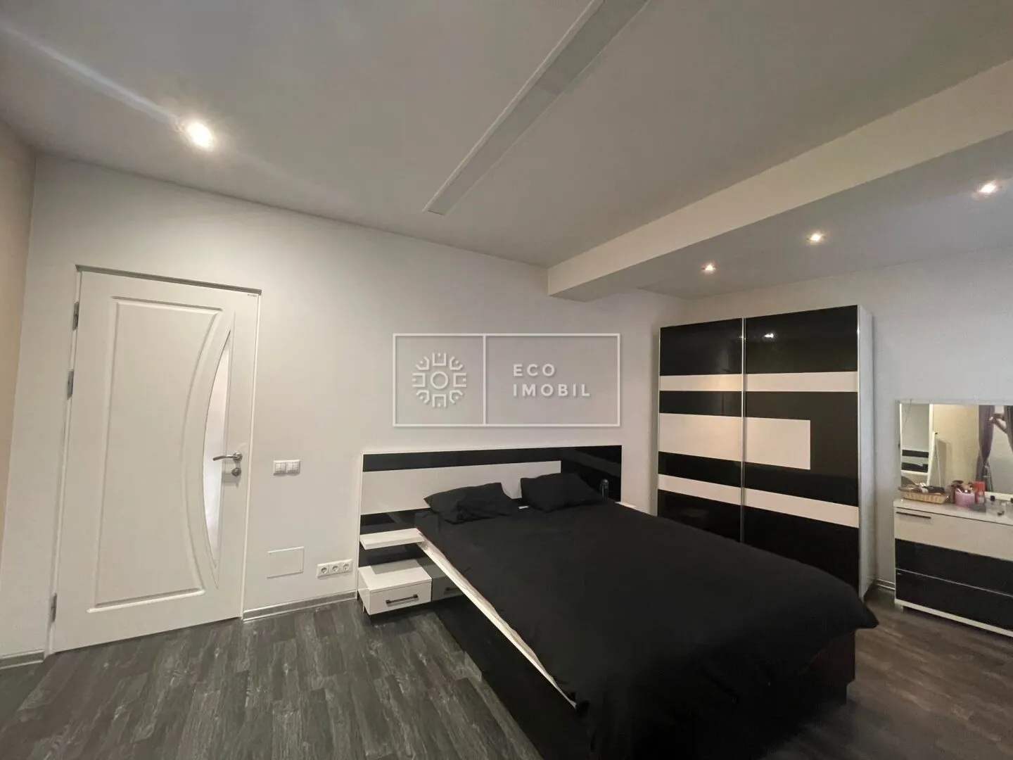 2-комнатная квартира, 92 м² — Изображение 3
