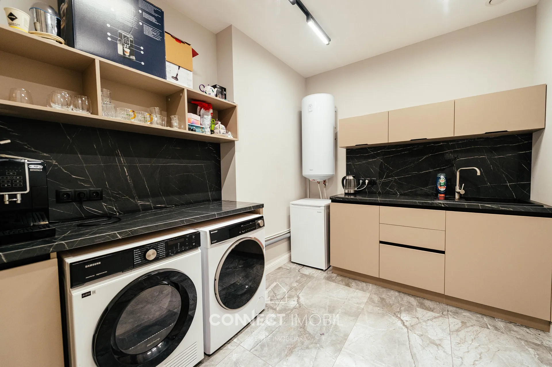 Free-purpose property, 102 m² — Image 3