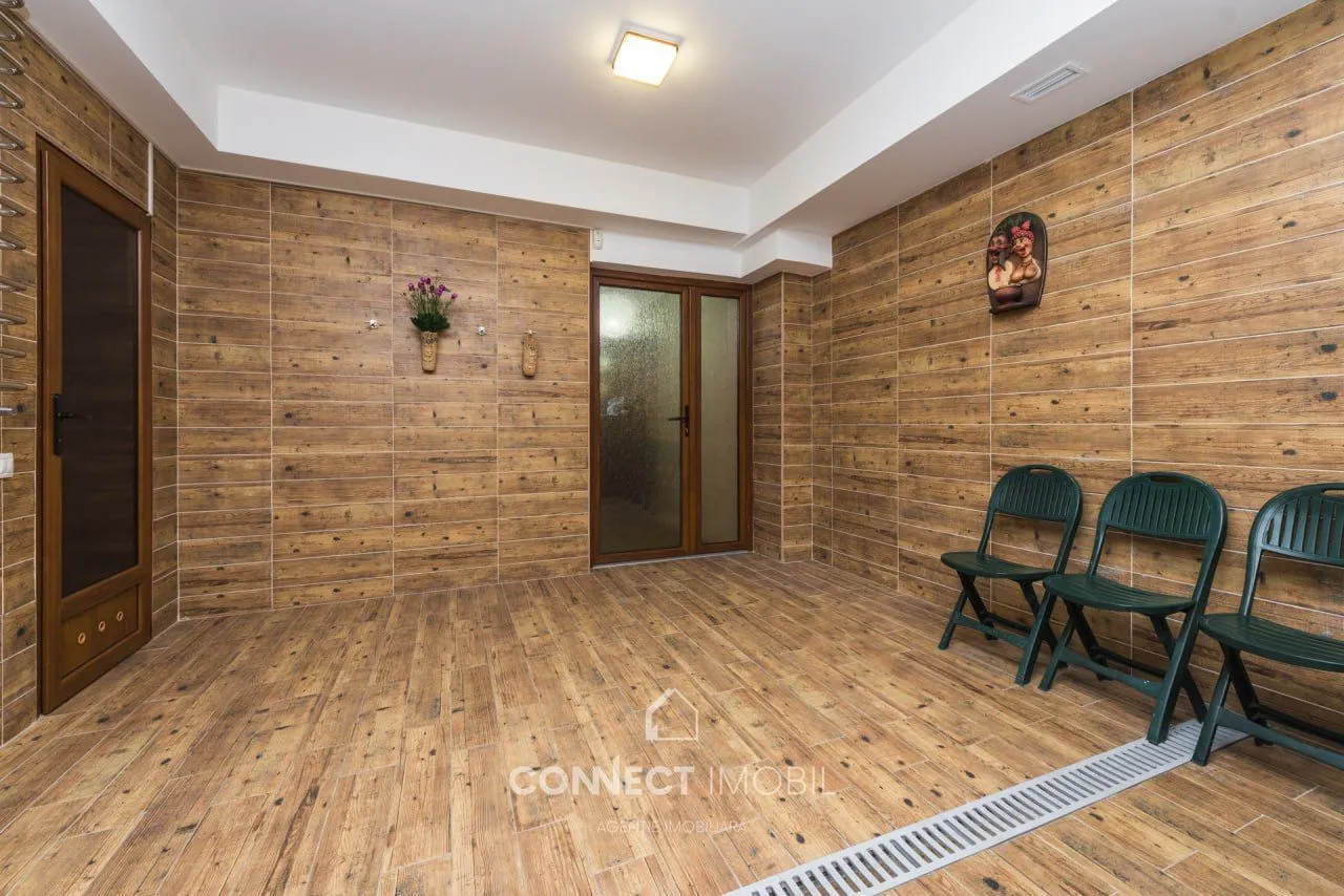 Free-purpose property, 210 m² — Image 1