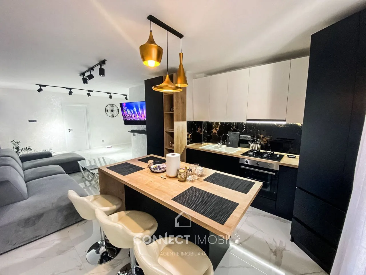 2-bedroom apartment, 77 m² — Image 2