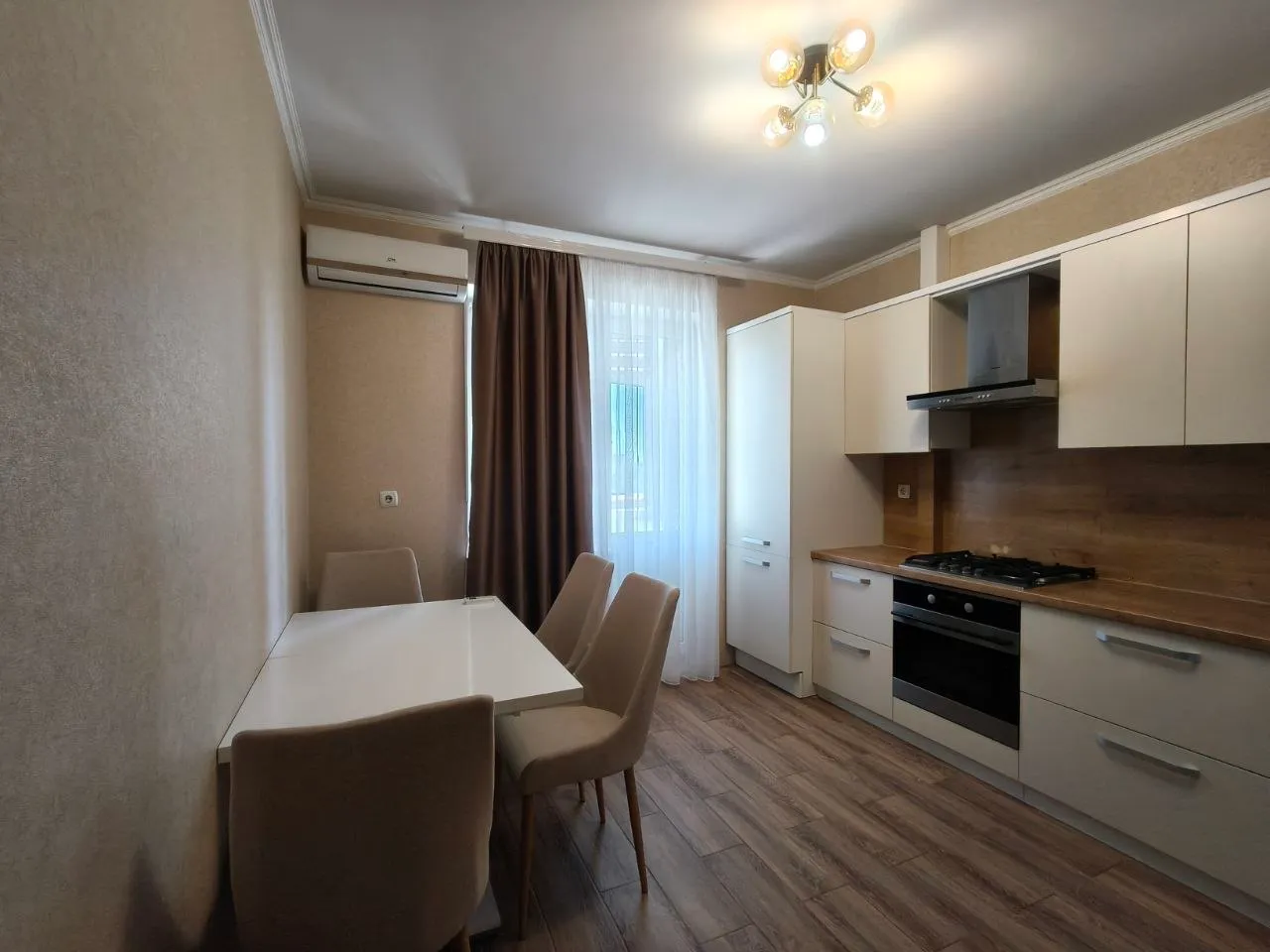 3-комнатная квартира, 121 м² — Изображение 2