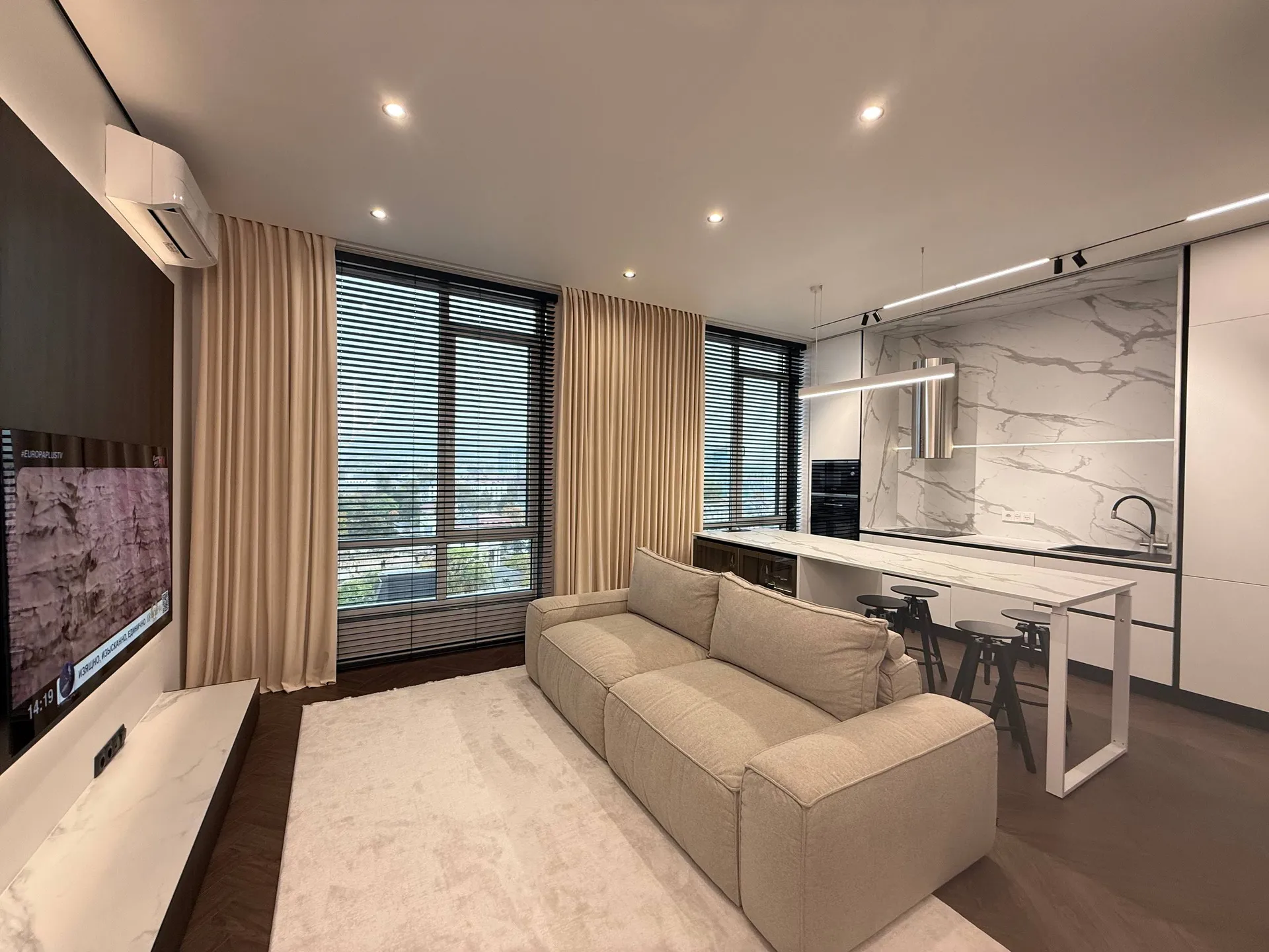 1-camere apartament, 63 m² — Imagine 1