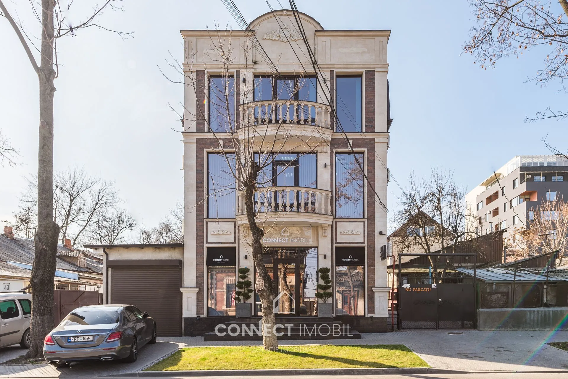Free-purpose property, 80 m² — Image 1