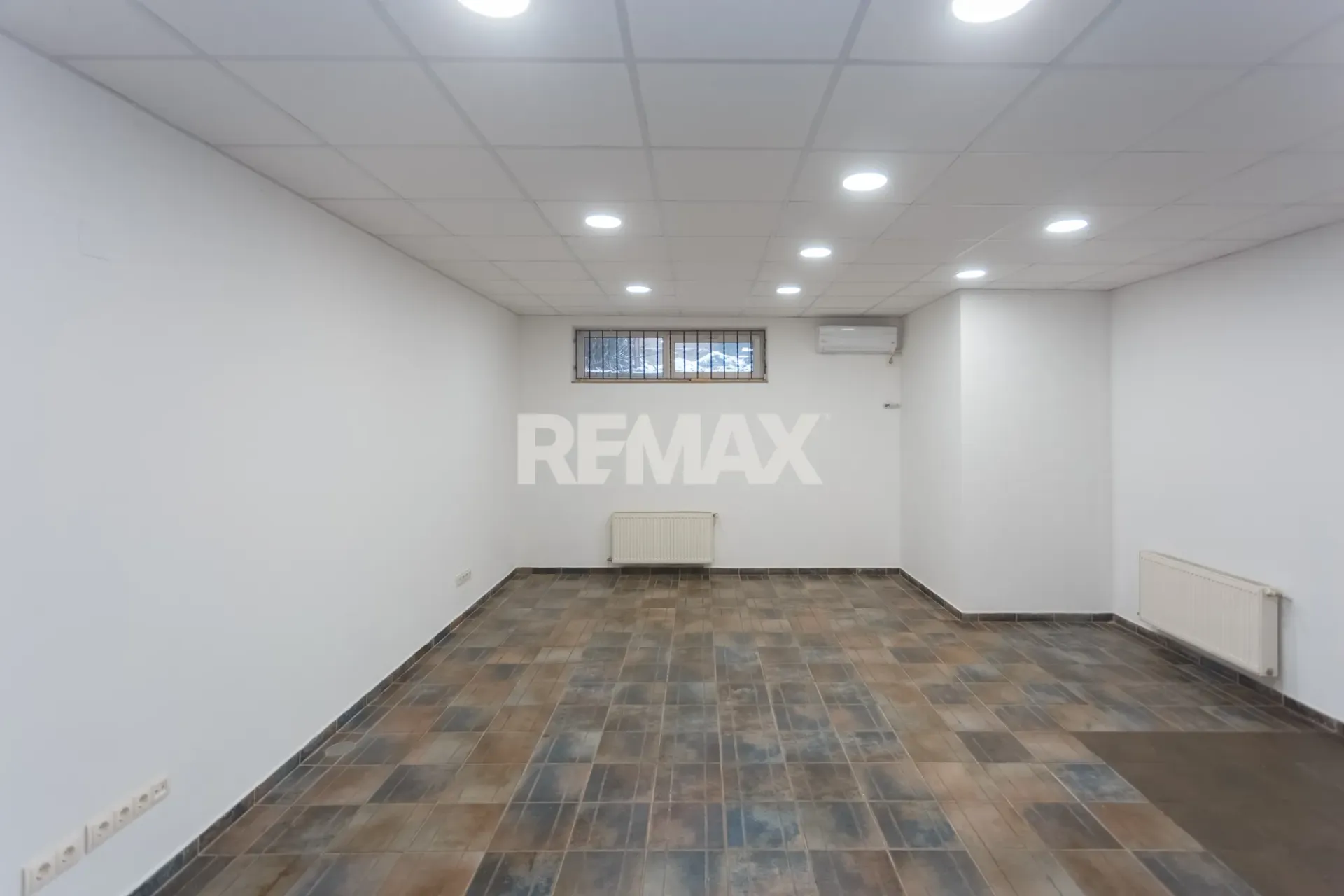 Free-purpose property, 110 m² — Image 4