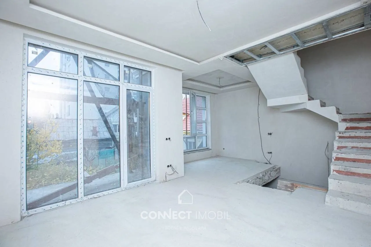 3-etaje casă, 150 m² — Imagine 2