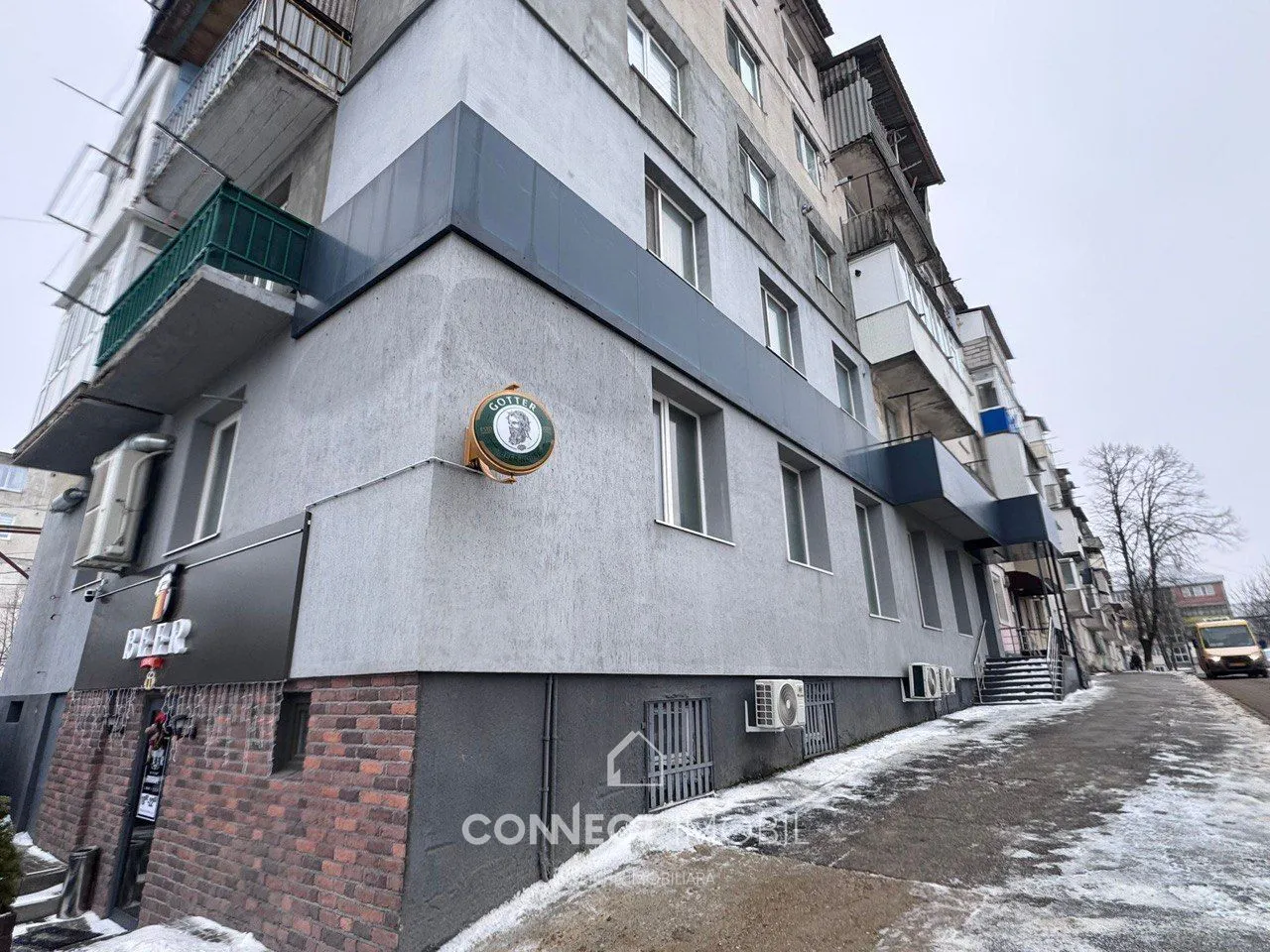 Free-purpose property, 180 m² — Image 2