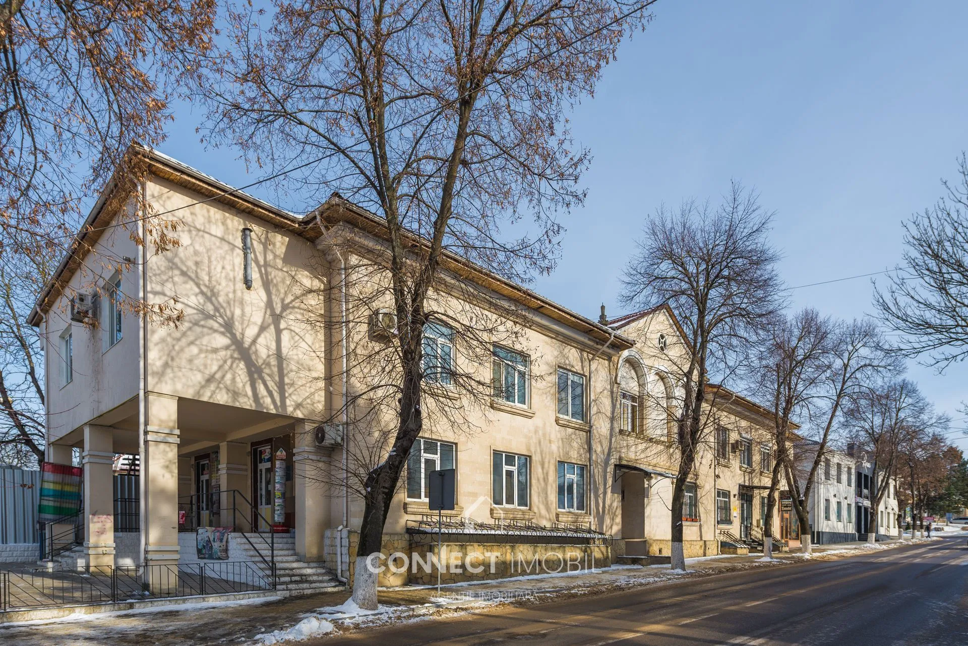 Spațiu comercial, 150 m² — Imagine 1