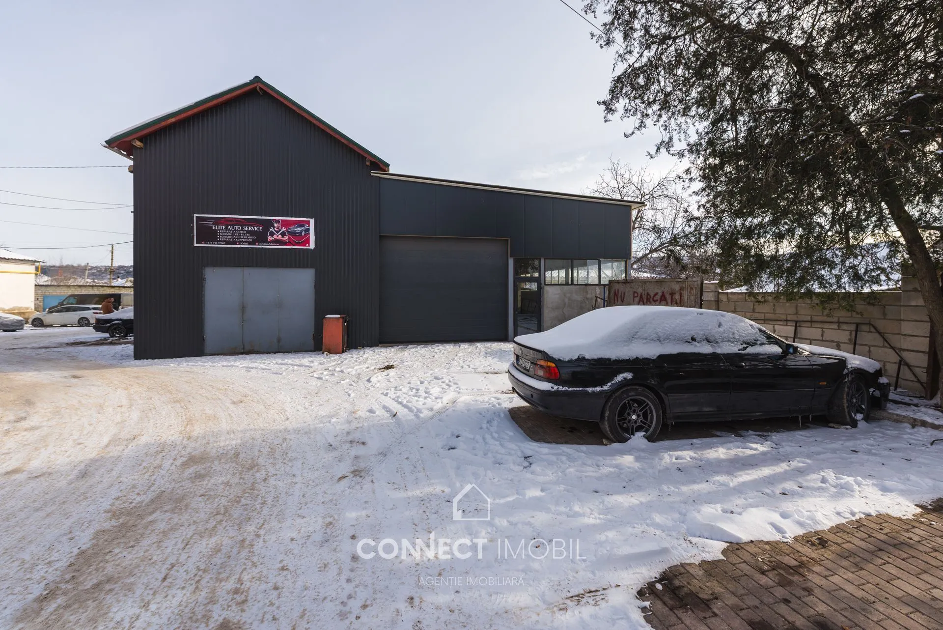 Free-purpose property, 440 m² — Image 1