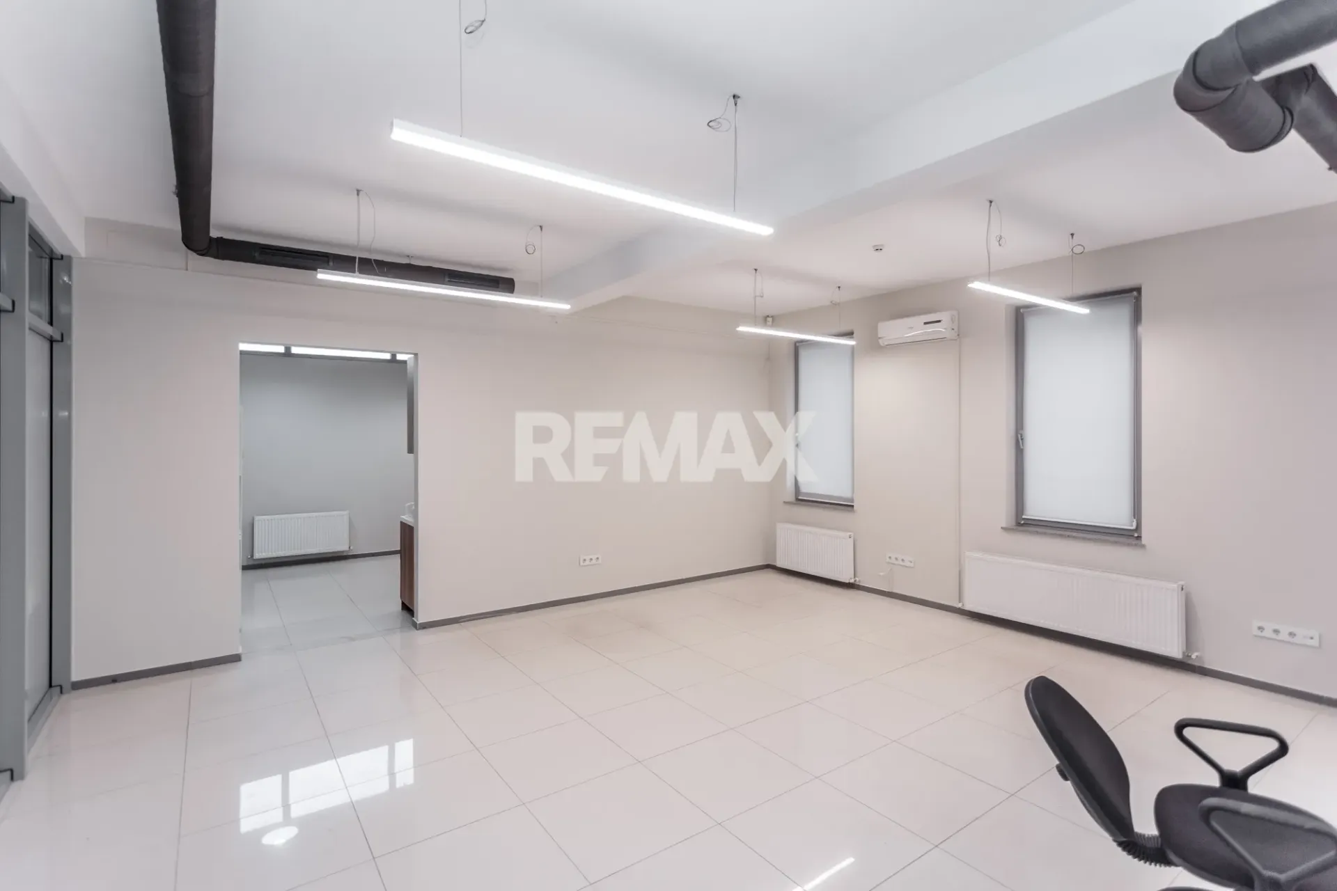 1-bedroom office, 430 m² — Image 7