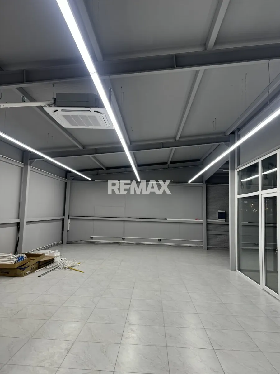 Free-purpose property, 120 m² — Image 1