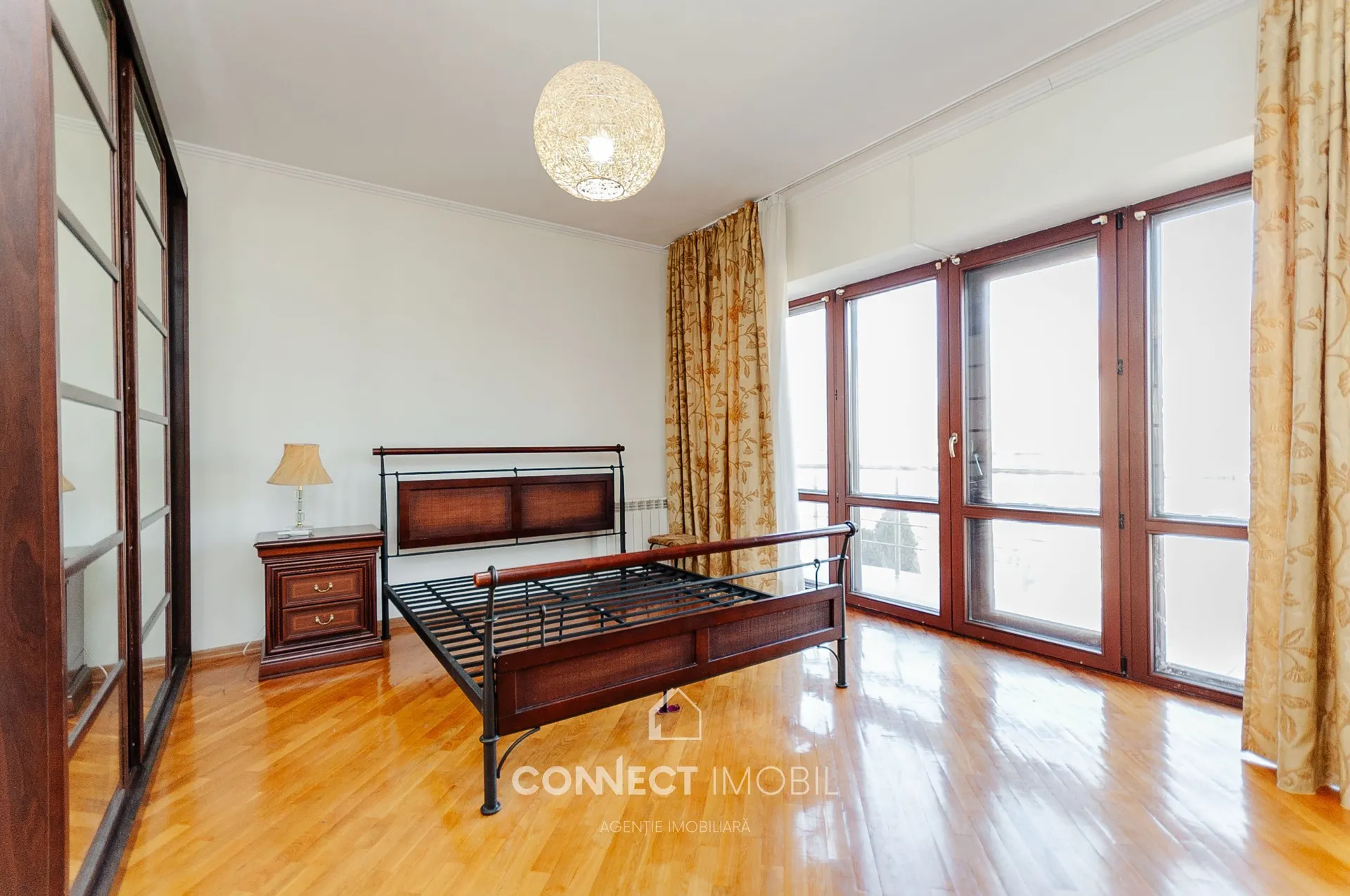 2-floor house, 250 m² — Image 4